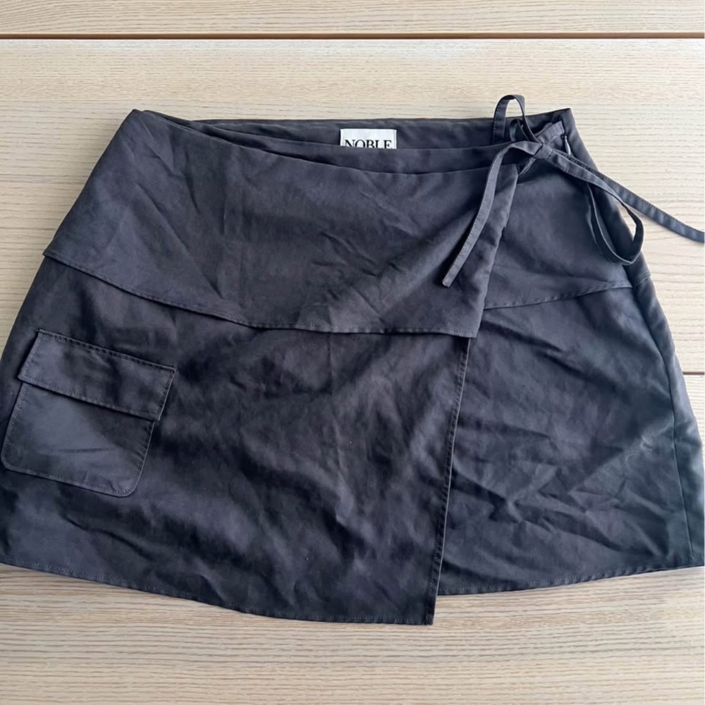 Noble Skirt